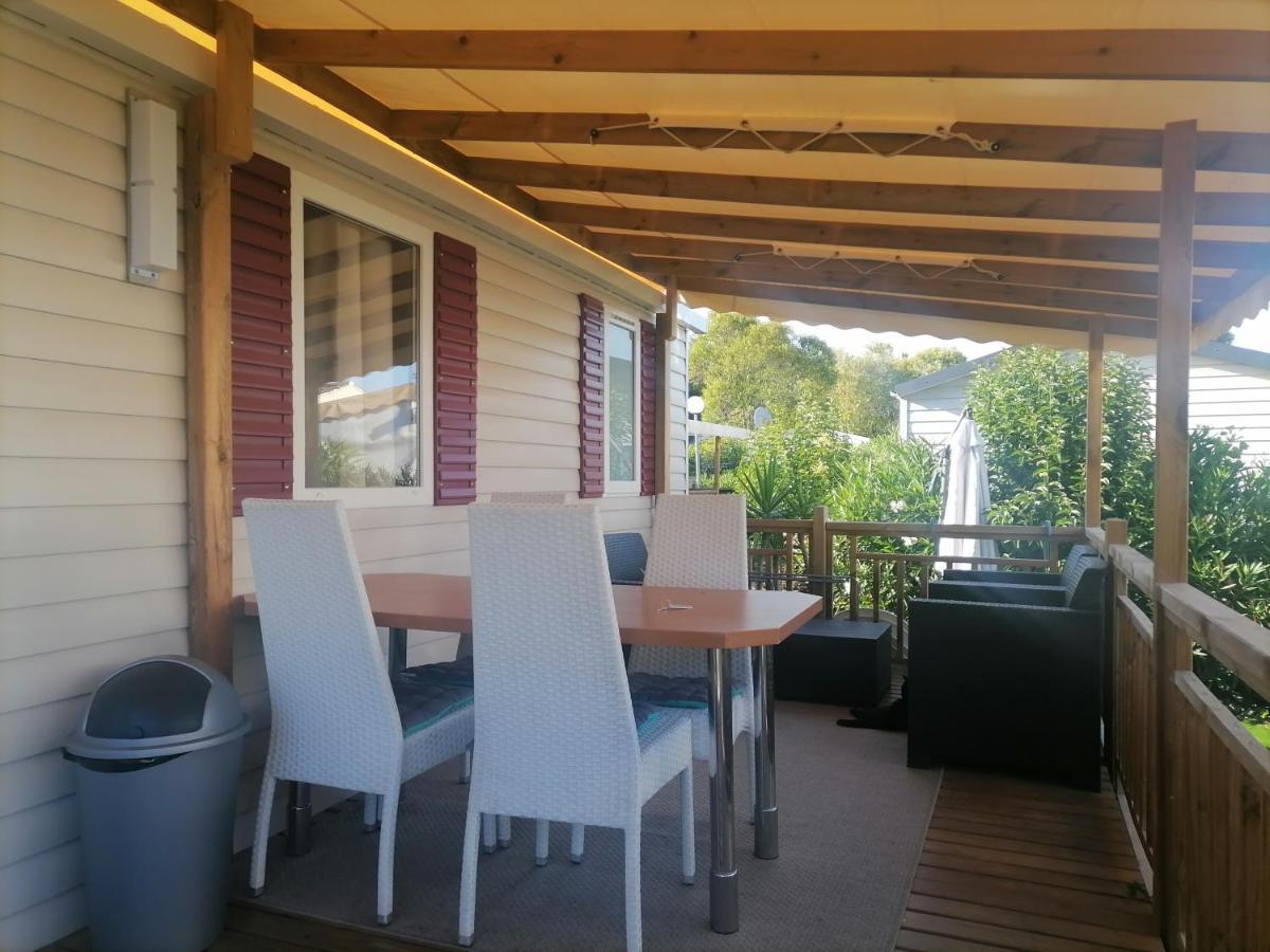 Mobil-home 4 étoiles Espace Piscine Camping Fréjus