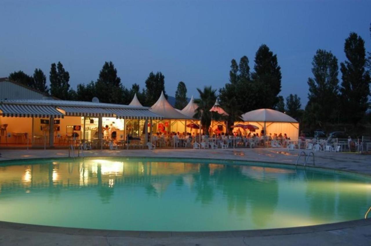 Mobil-home 4 étoiles Espace Piscine Camping